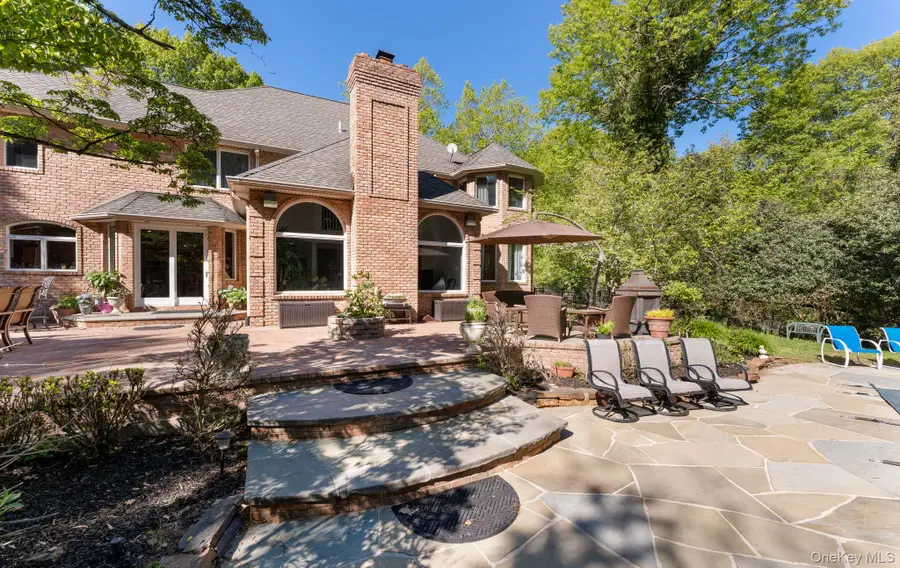 2 Spring Hill Road, Saint James, NY 11780 - #3