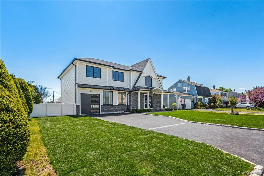 172A Harvard Street, Westbury, NY 11590 - #2