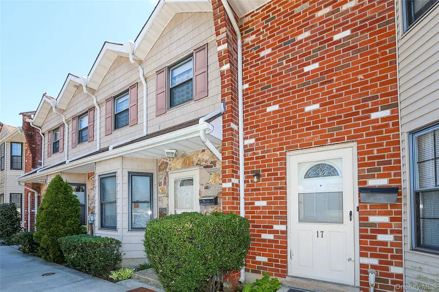 2410 Farmers Avenue #16, Bellmore, NY 11710 - #2