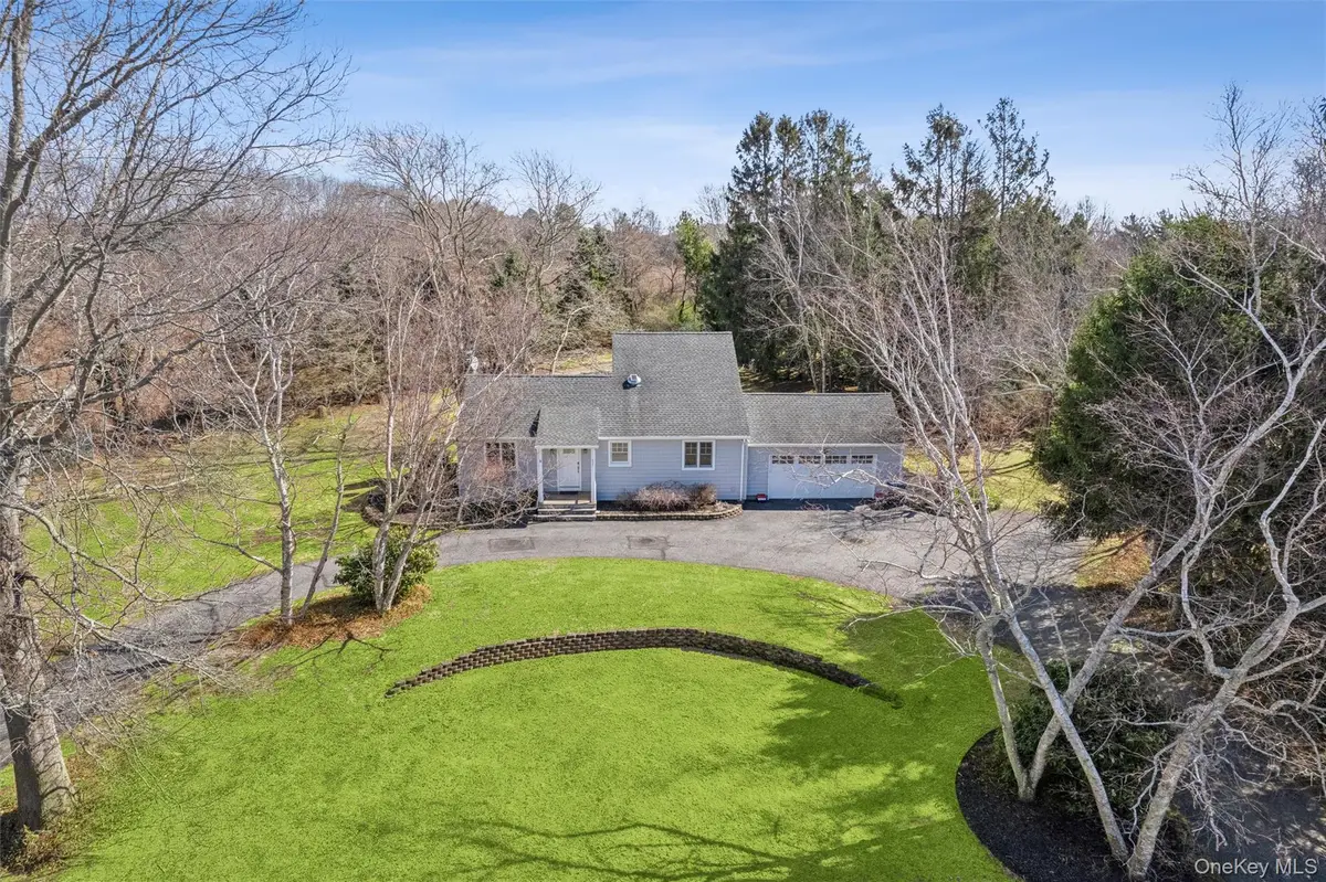 435 Old Saddle Lane, Cutchogue, NY 11935 - #1