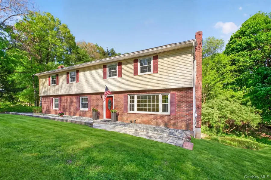 14 Victor Lane, Poughkeepsie, NY 12601 - #2