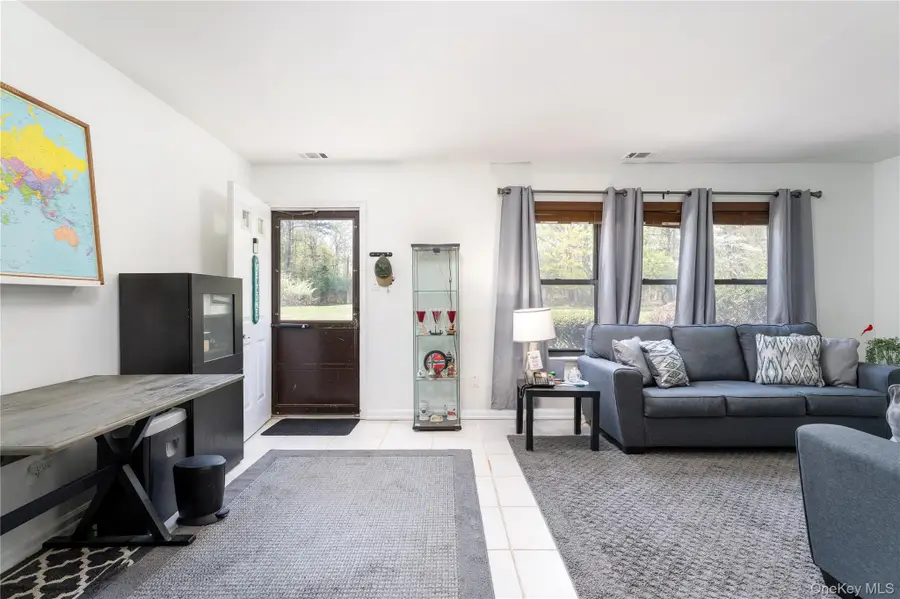28 Bailey Court #28, Middle Island, NY 11953 - #2