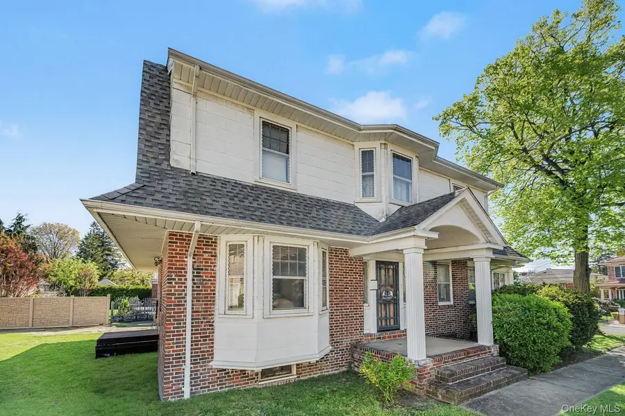 27 Center Drive, Whitestone, NY 11357 - #2