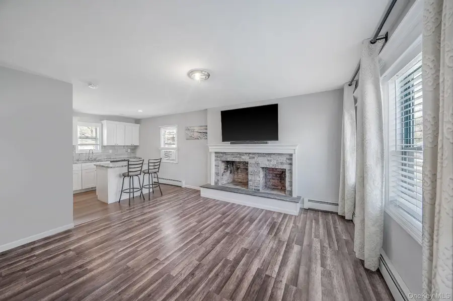 18 Pennwood Drive, Mastic Beach, NY 11951 - #2