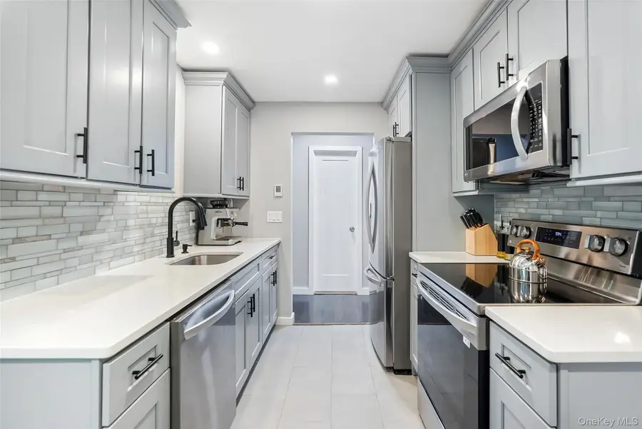 7 N James Street #7K, Peekskill, NY 10566 - #3
