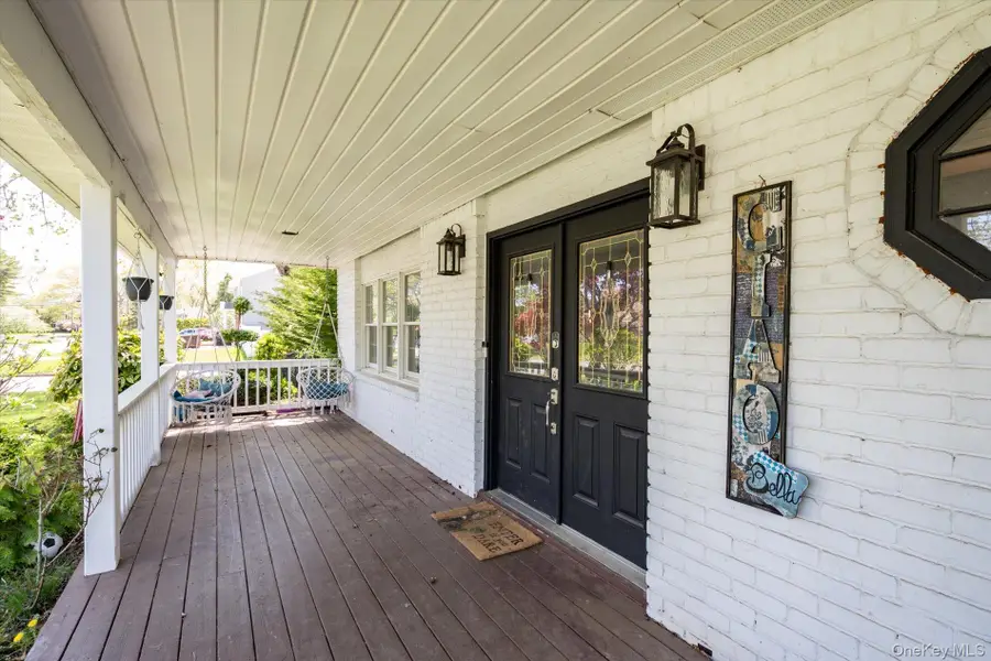 14 Evelyn Road, Port Jefferson Station, NY 11776 - #3