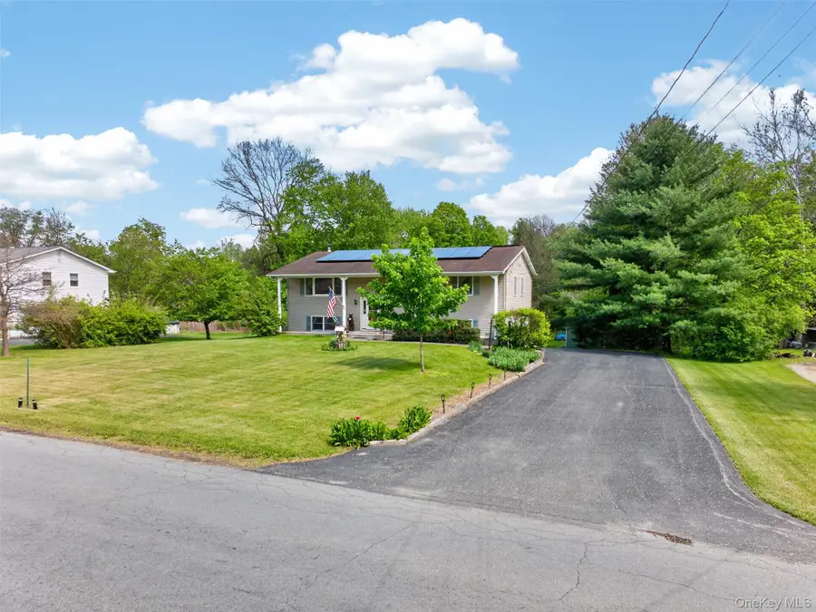 40 Hueg Place, Pine Bush, NY 12566 - #3