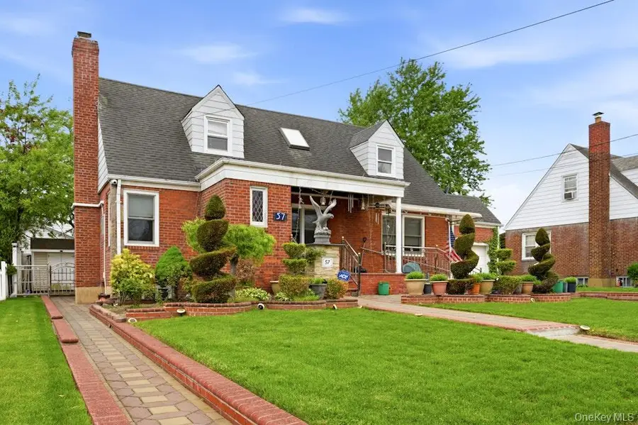 57 Bradford Road, Valley Stream, NY 11580 - #2