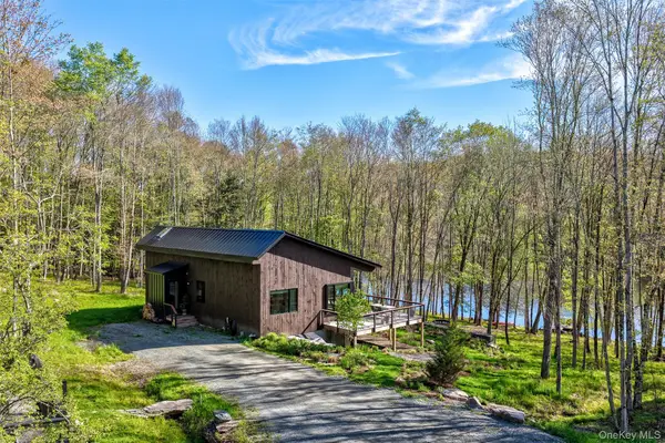 406 Kenoza Trail, Kenoza Lake, NY 12750