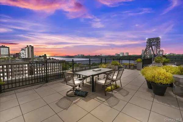 40 Pinehurst Avenue #2D, New York (Manhattan), NY 10033