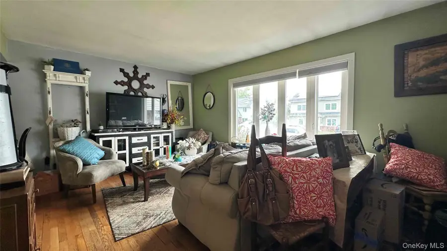 42 Kenwood Avenue, Massapequa, NY 11758 - #3
