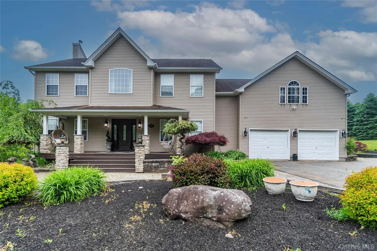 1 Starlight Path, Wallkill, NY 12589 - #1