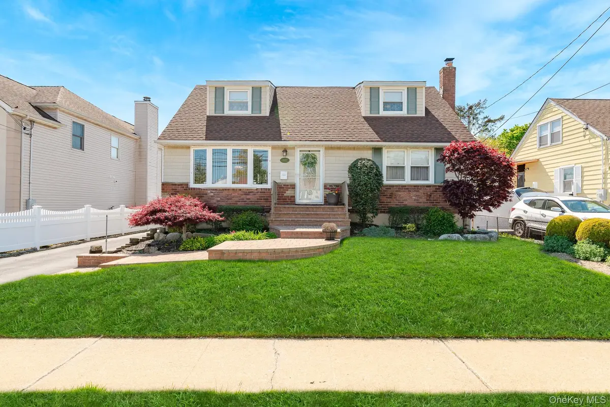2572 S Saint Marks Avenue, Bellmore, NY 11710 - #1