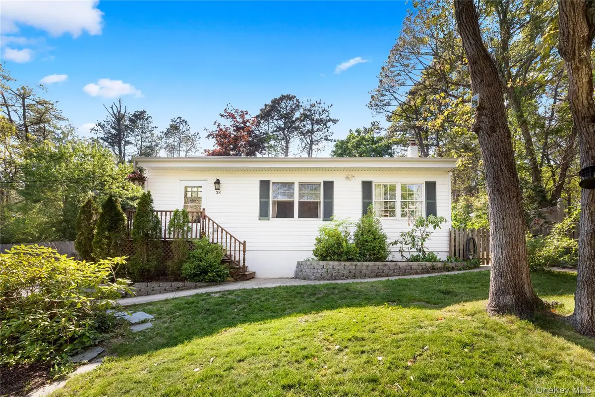 38 Forest Trail, Ridge, NY 11961 - #1