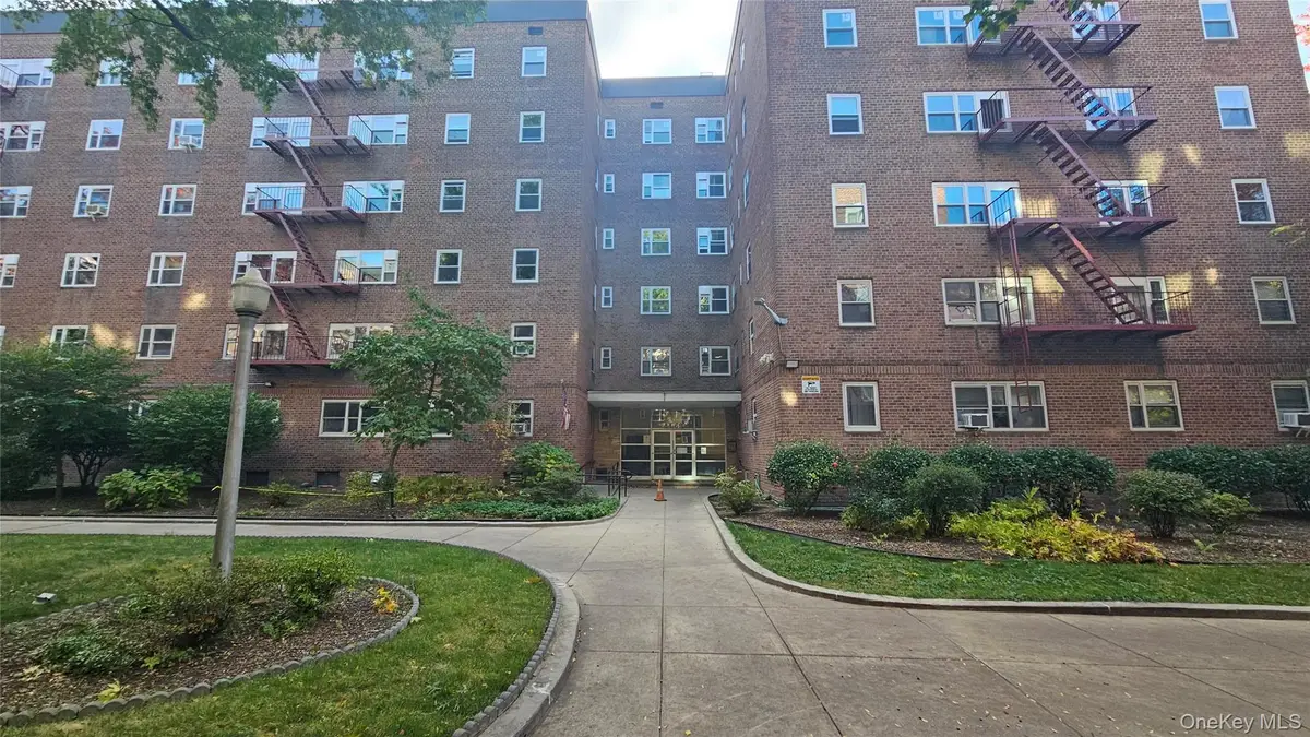 44-69 Kissena Boulevard #4M, Flushing, NY 11355 - #1