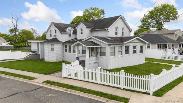 38 Wall Street, Farmingdale, NY 11735