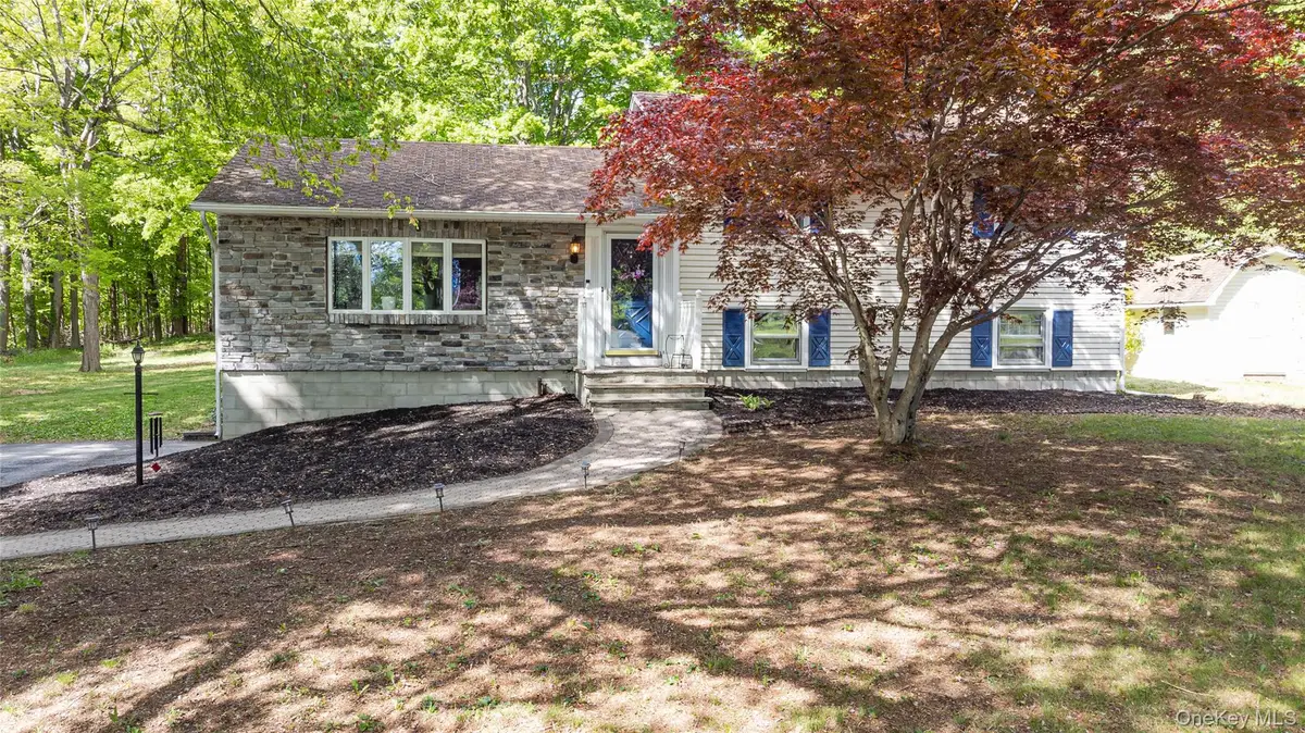 25 Mcallister Drive, Pleasant Valley, NY 12569 - #1