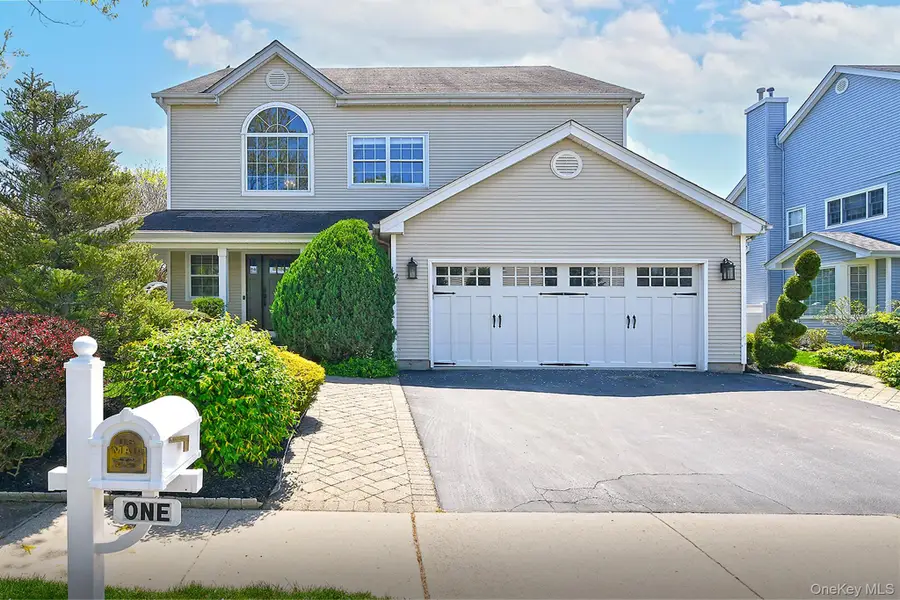 1 Dylan Place, Melville, NY 11747 - #2