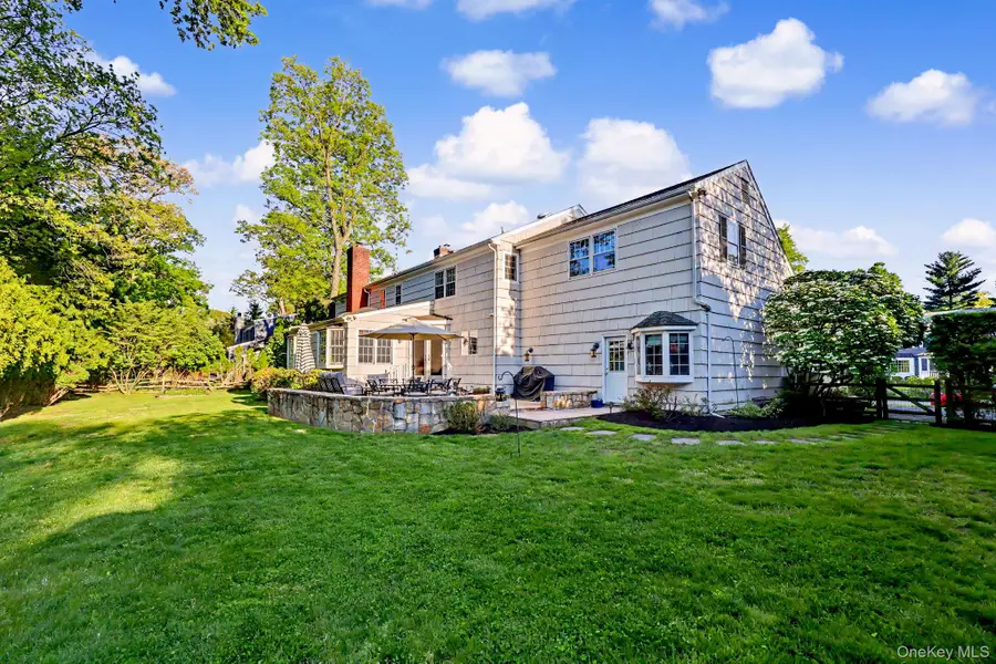 4 Clark Lane, Rye, NY 10580 - #2