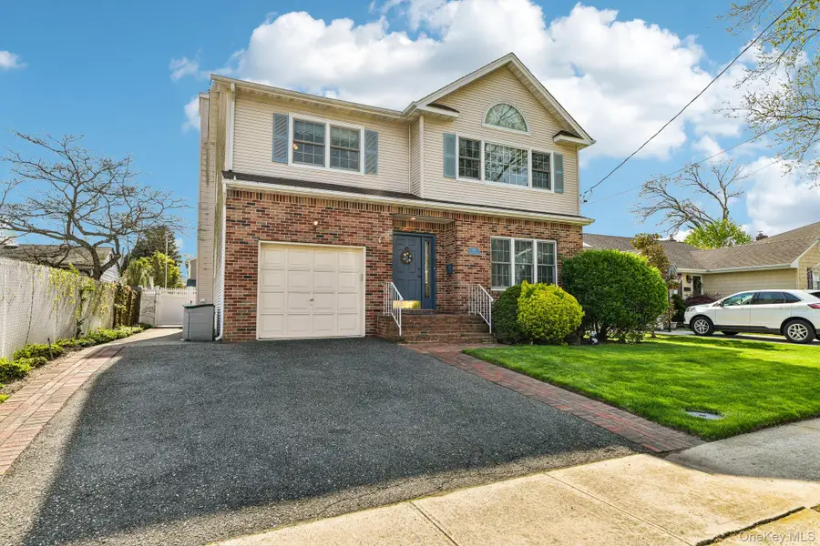 1679 Saint Johns Avenue, Merrick, NY 11566 - #2