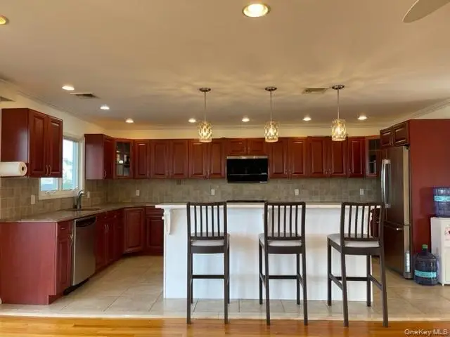 50 Island Parkway N, Island Park, NY 11558 - #3