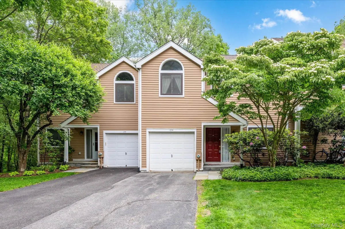 134 Bayberry Close, Chappaqua, NY 10514 - #1