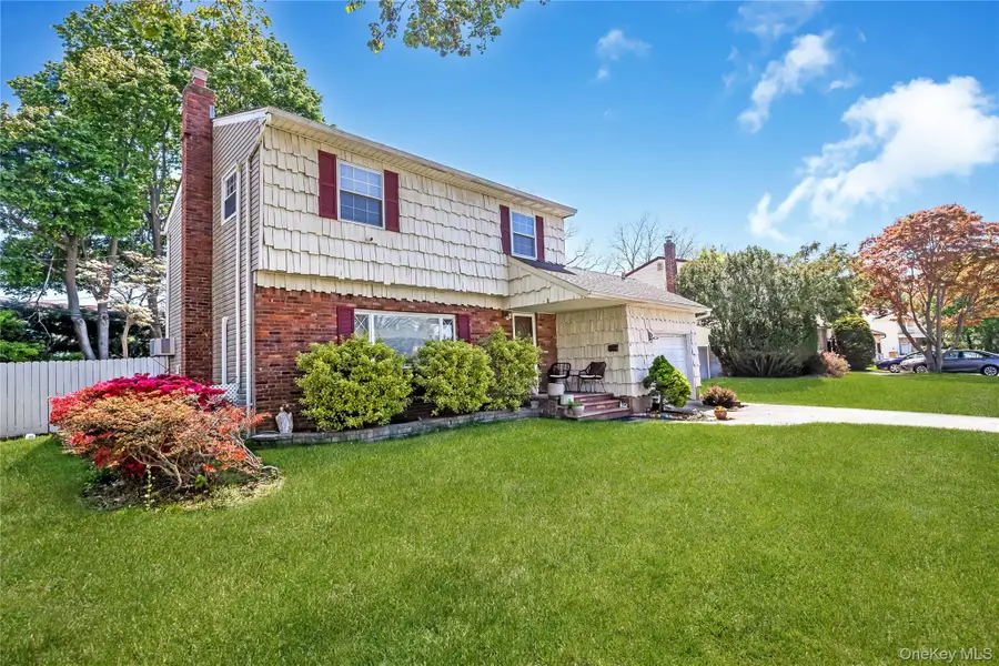 14 Leanore Drive, Farmingdale, NY 11735 - #2