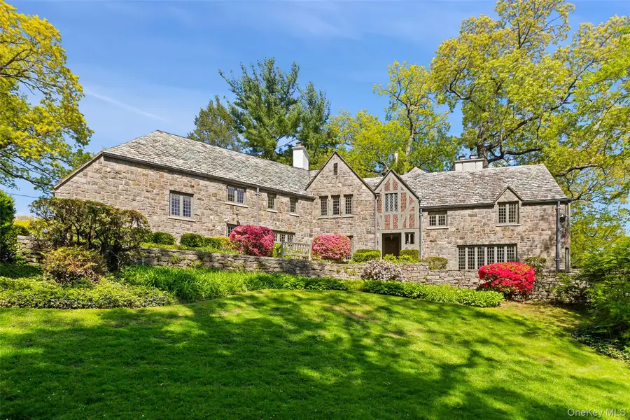 16 aka 20 Essex Place, Bronxville, NY 10708 - #3