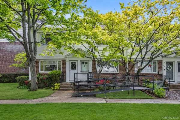 13-52 Bell Boulevard #215, Bayside, NY 11360