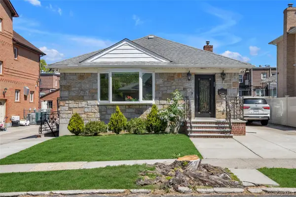 6937 172nd Street, Fresh Meadows, NY 11365