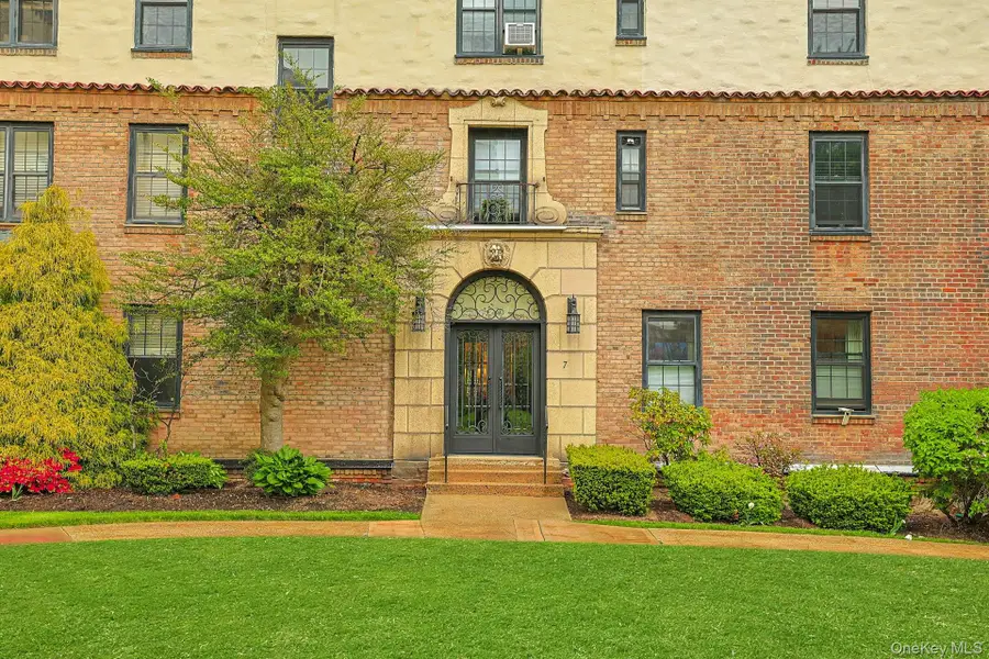 1273 North Avenue #Bldg 4, Ent 7,  1E, New Rochelle, NY 10804 - #2