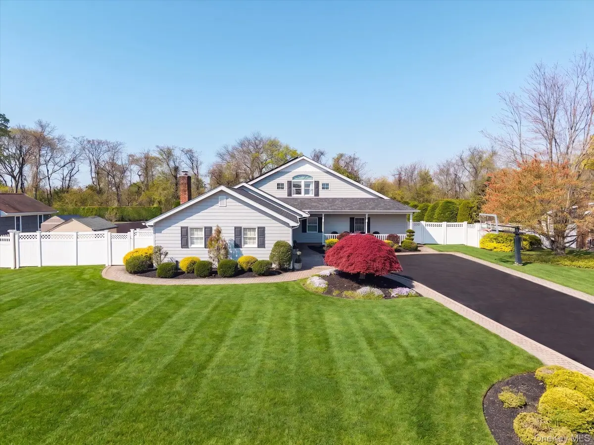 88 Pace Drive S, West Islip, NY 11795 - #1