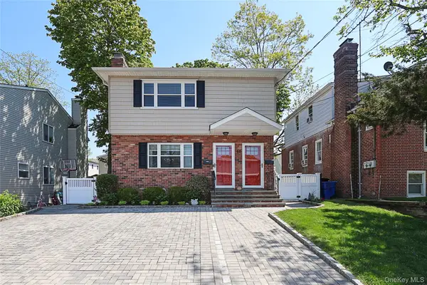 40 Edgewood Road, Port Washington, NY 11050