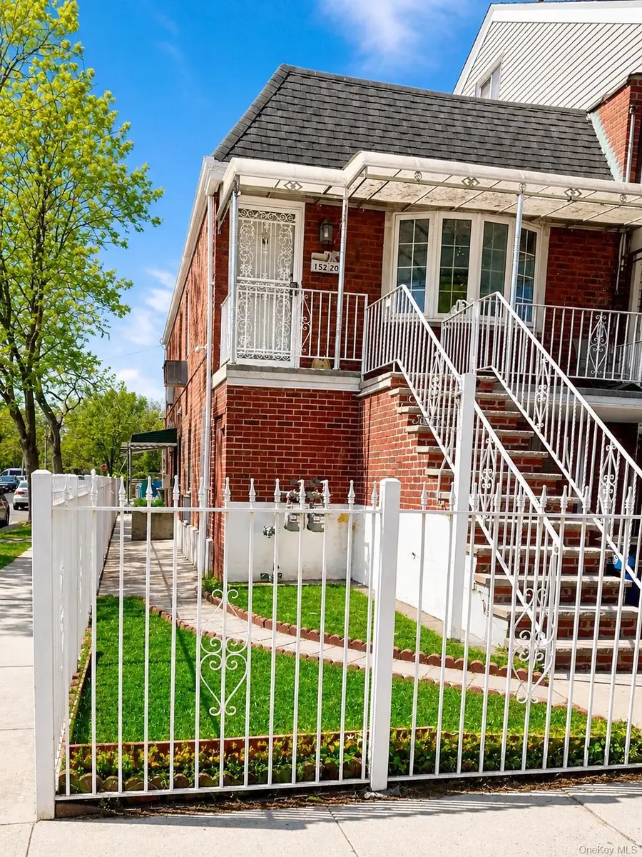 152-20 Peck Avenue, Flushing, NY 11355 - #3