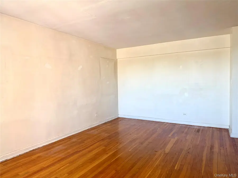 9002 63rd Drive #5C, Rego Park, NY 11374 - #3