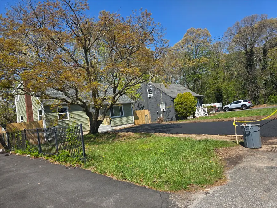 198 Concord Road, Shirley, NY 11967 - #3