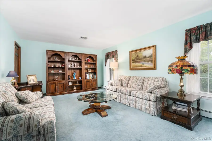 44 Woodland Road, Miller Place, NY 11764 - #3