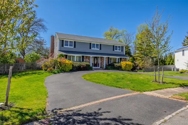 80 Palmer Drive, Sayville, NY 11782