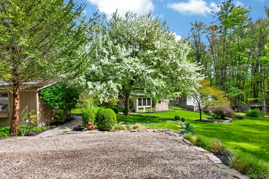 27 Old Wagon Road, Woodstock, NY 12498 - #2