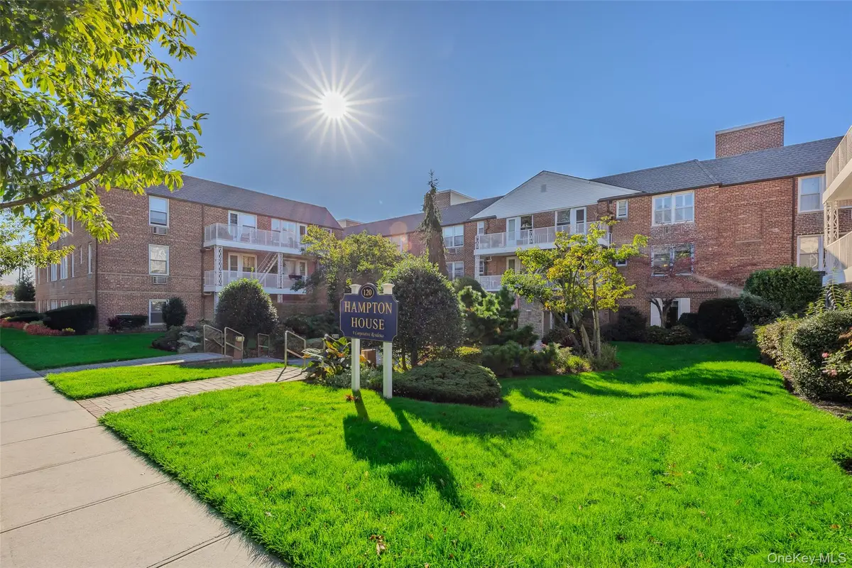 120 Morris Avenue #B5, Rockville Centre, NY 11570 - #1