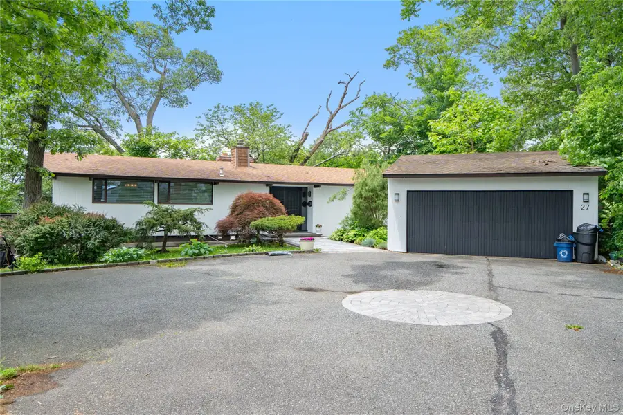 27 Parkway Drive, Roslyn Heights, NY 11577 - #2