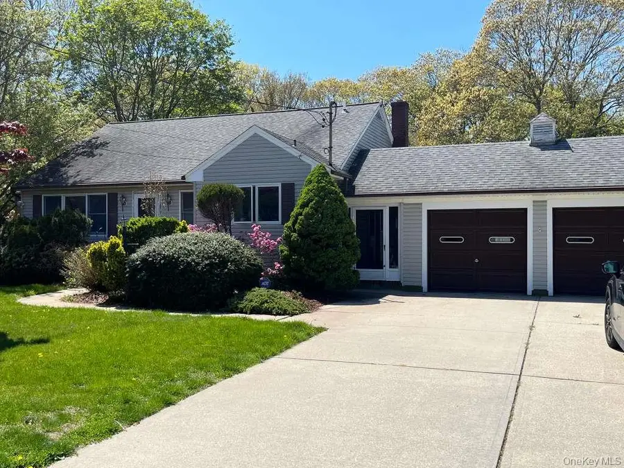 370 Washington Avenue, Patchogue, NY 11772 - #3