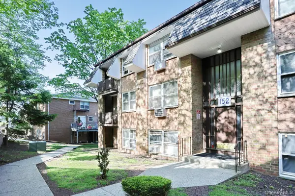 152 Kearsing Parkway #E, Monsey, NY 10952