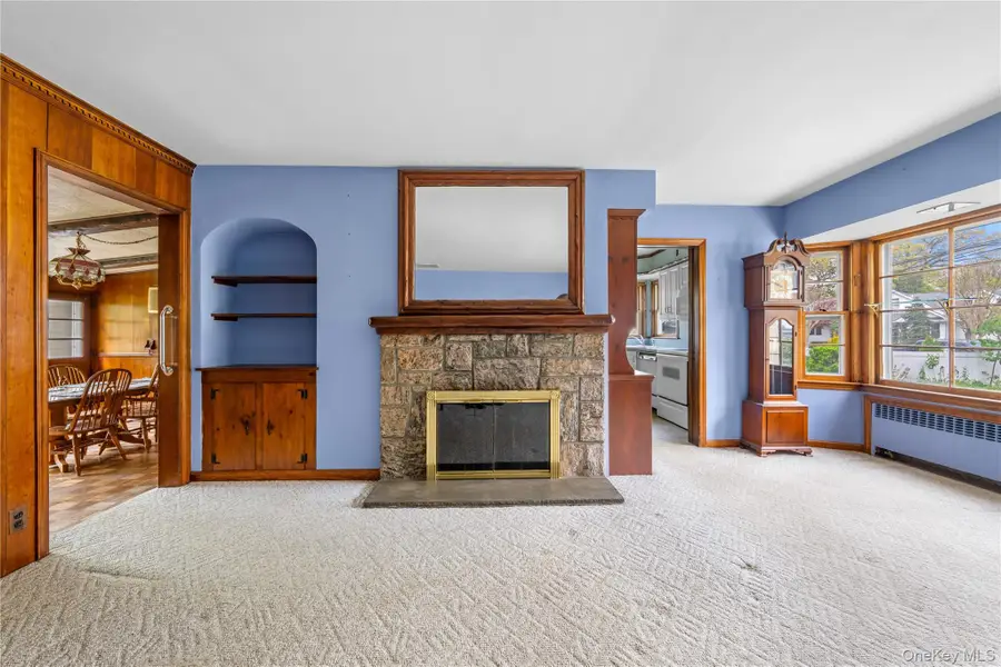 8 Birch Drive, South Huntington, NY 11746 - #3