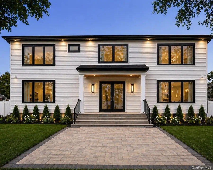 13 Rock Lane, Levittown, NY 11756 - #3
