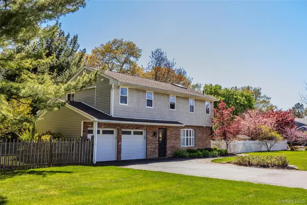 140 Tremper Street, Holbrook, NY 11741