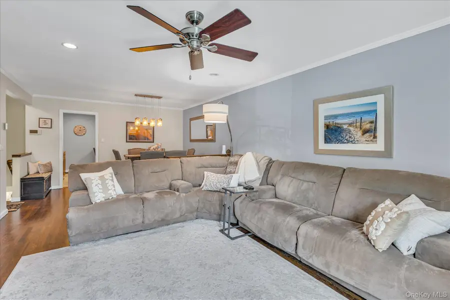 5205 Wilshire Lane #5205, Oakdale, NY 11769 - #3