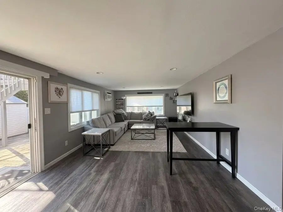 1004 N Broadway, Massapequa, NY 11758 - #3