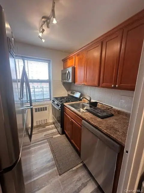 2 Fisher Drive #203, Mount Vernon, NY 10552 - #1