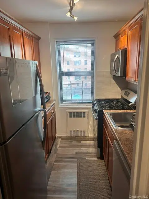 2 Fisher Drive #203, Mount Vernon, NY 10552 - #3